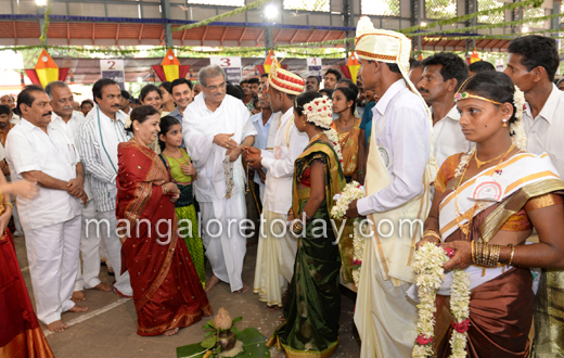 Dharmasthala mass marriage 2014